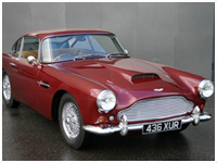 Aston Martin DB4